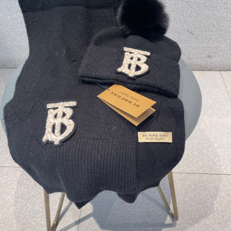 Burberry Caps Scarfs